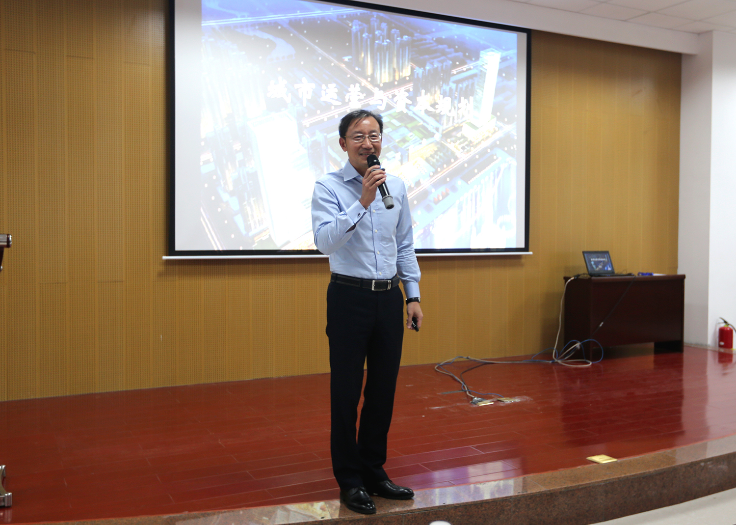 LONG4700.JPG LONG4700.JPG