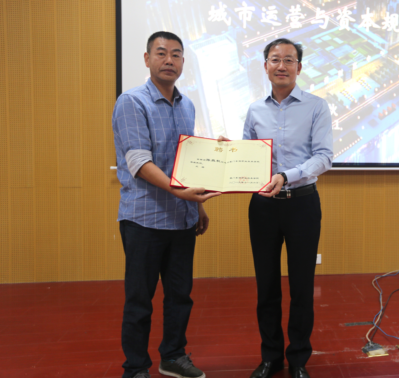 LONG4698.JPG LONG4698.JPG