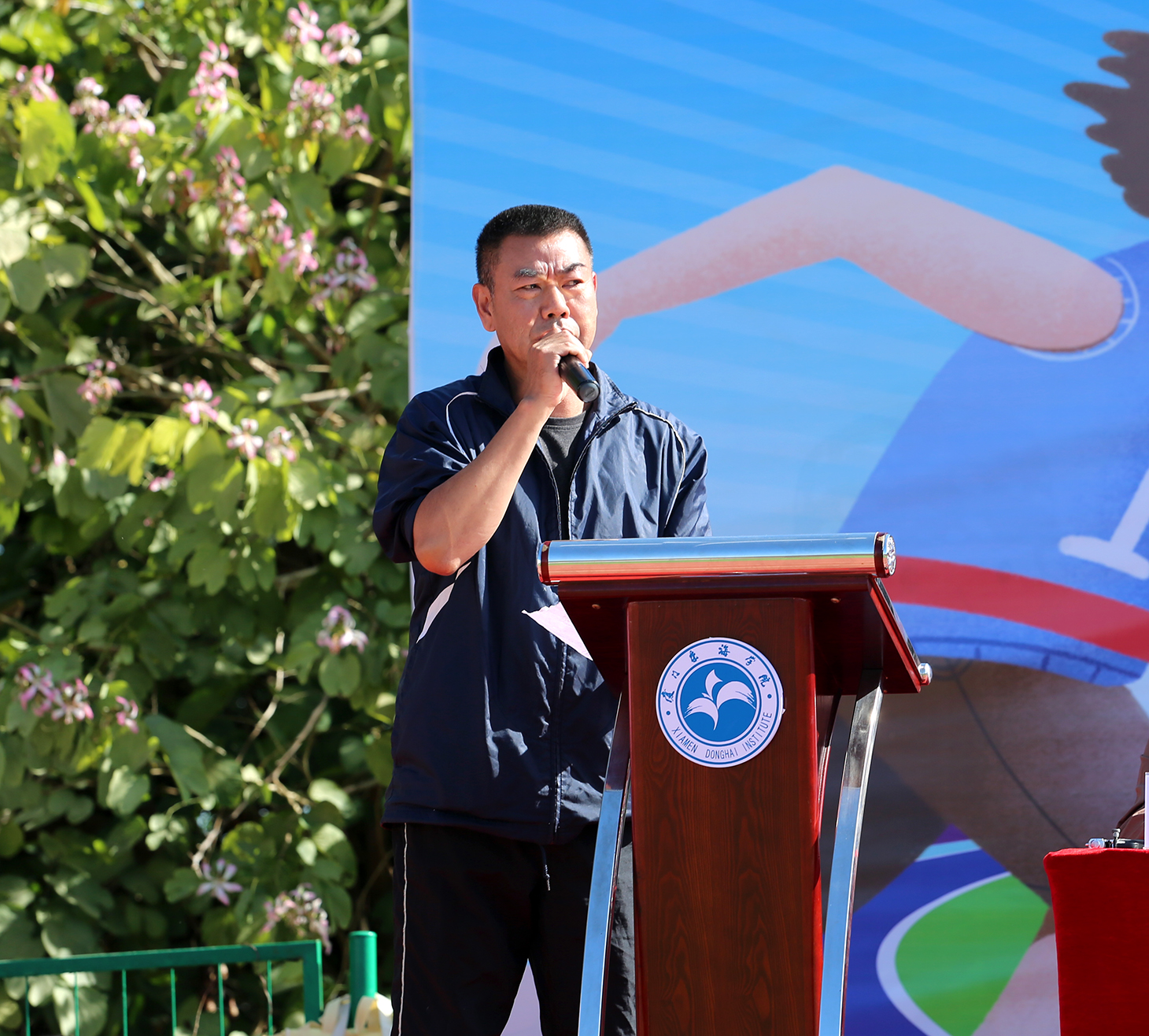 LONG5237.JPG LONG5237.JPG