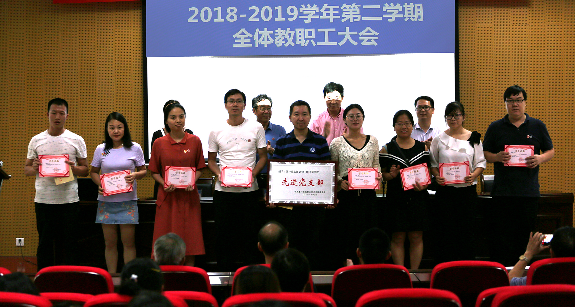 LONG1410da.jpg LONG1410da.jpg